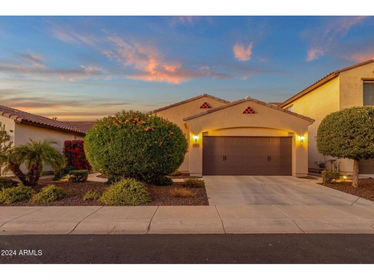 Picture of Home For Sale in Phoenix, Arizona, United States