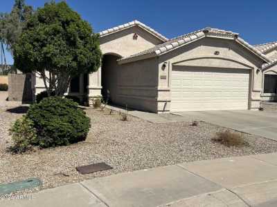 Home For Sale in Glendale, Arizona