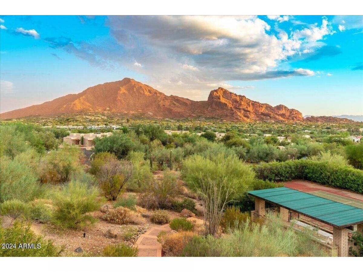 Picture of Residential Land For Sale in Paradise Valley, Arizona, United States