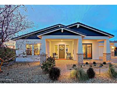 Home For Sale in Surprise, Arizona