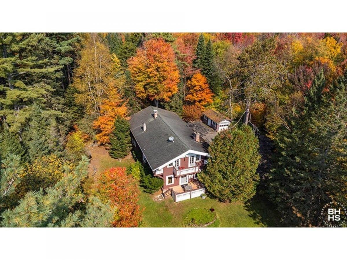 Picture of Home For Sale in Lake Placid, New York, United States