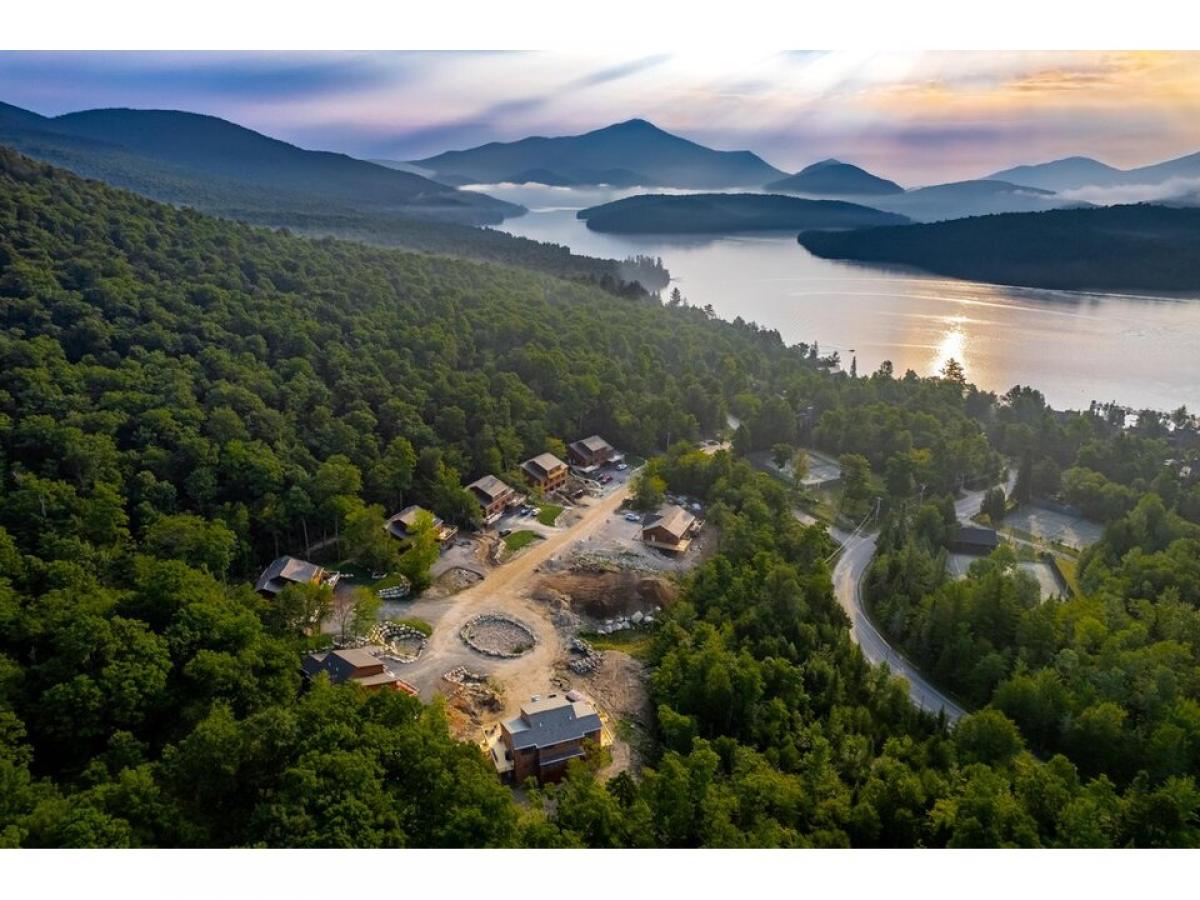 Picture of Home For Sale in Lake Placid, New York, United States