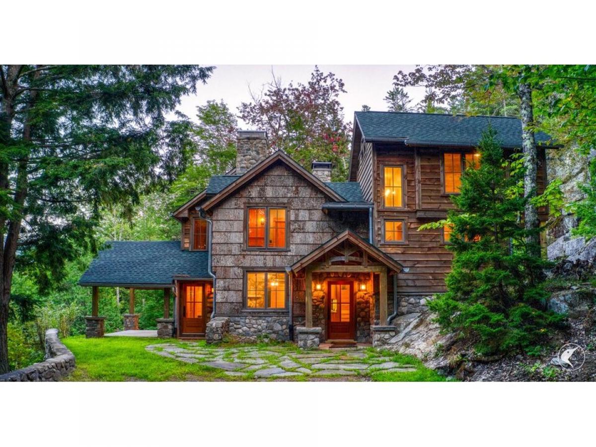 Picture of Home For Sale in Keene Valley, New York, United States