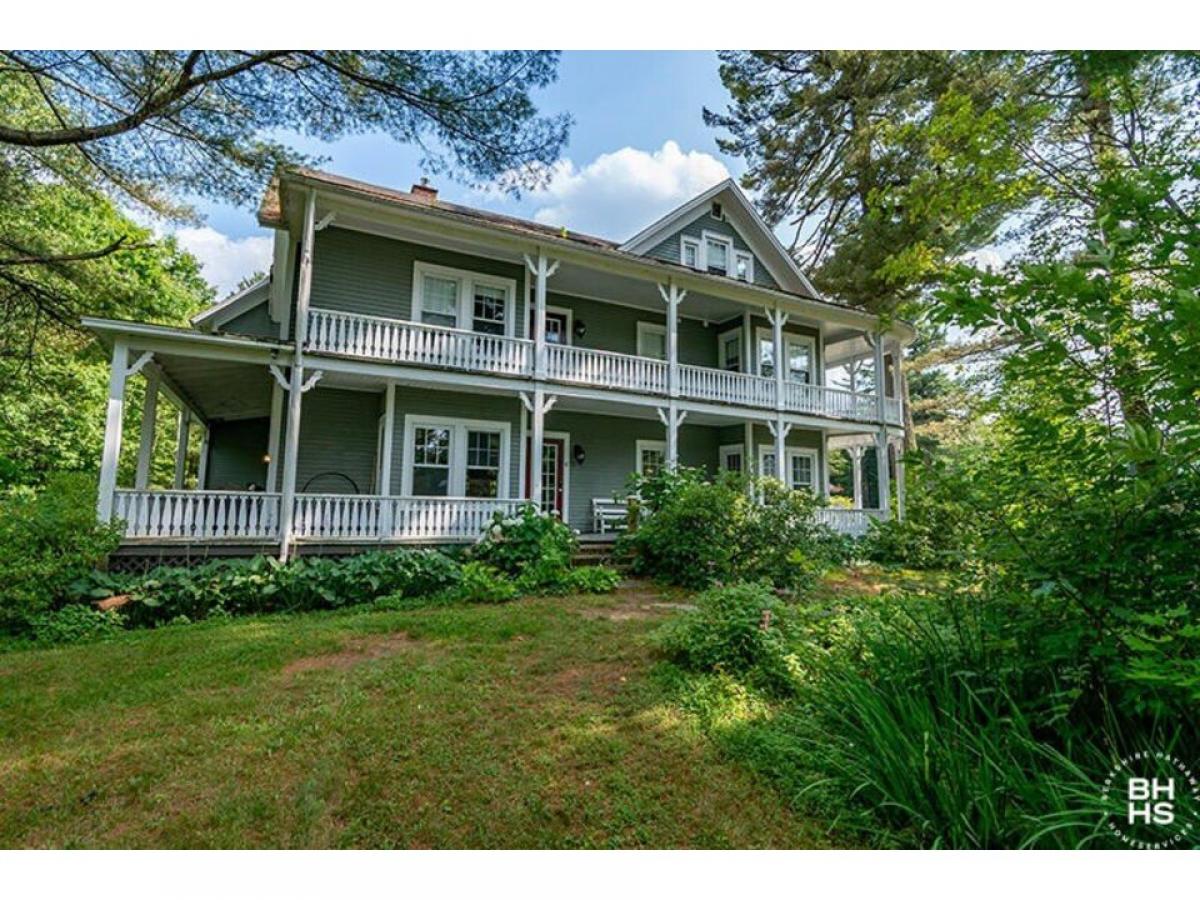 Picture of Home For Sale in Loon Lake, New York, United States