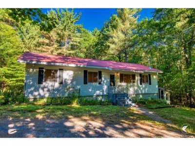 Home For Sale in Jay, New York