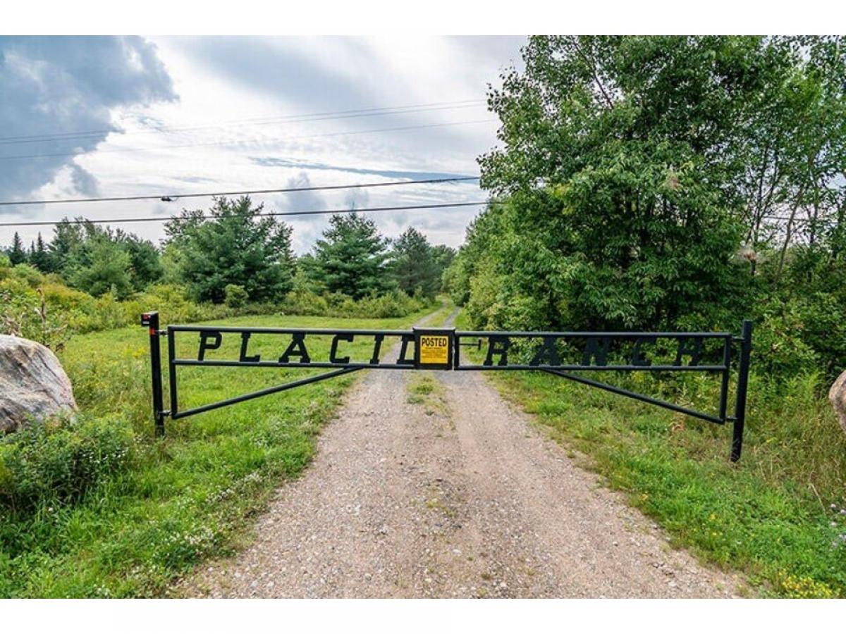 Picture of Residential Land For Sale in Saranac Lake, New York, United States