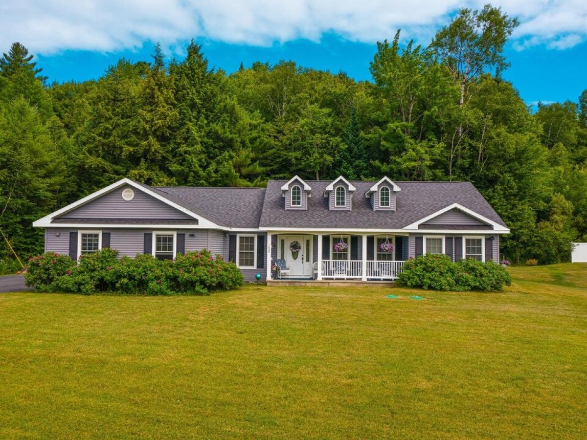 Picture of Home For Sale in Long Lake, New York, United States