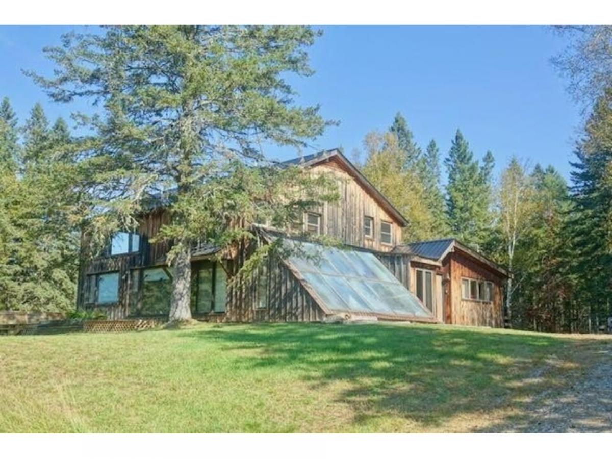 Picture of Home For Sale in Indian Lake, New York, United States