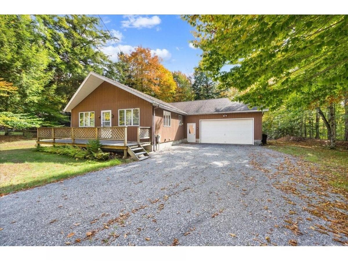 Picture of Home For Sale in Old Forge, New York, United States