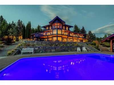 Home For Sale in Vernon, Canada