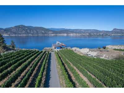 Home For Sale in Naramata, Canada