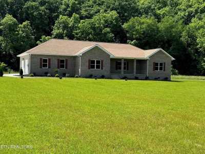 Home For Sale in Del Rio, Tennessee