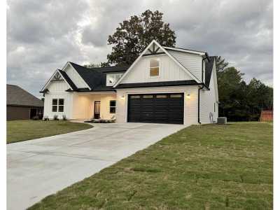 Home For Sale in Rock Spring, Georgia