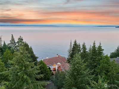 Home For Sale in Port Hadlock, Washington