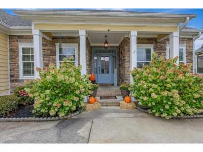 Home For Sale in Ooltewah, Tennessee