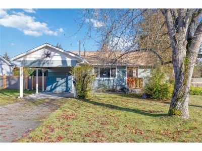 Home For Sale in Parksville, Canada