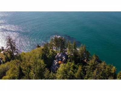 Home For Sale in Sooke, Canada