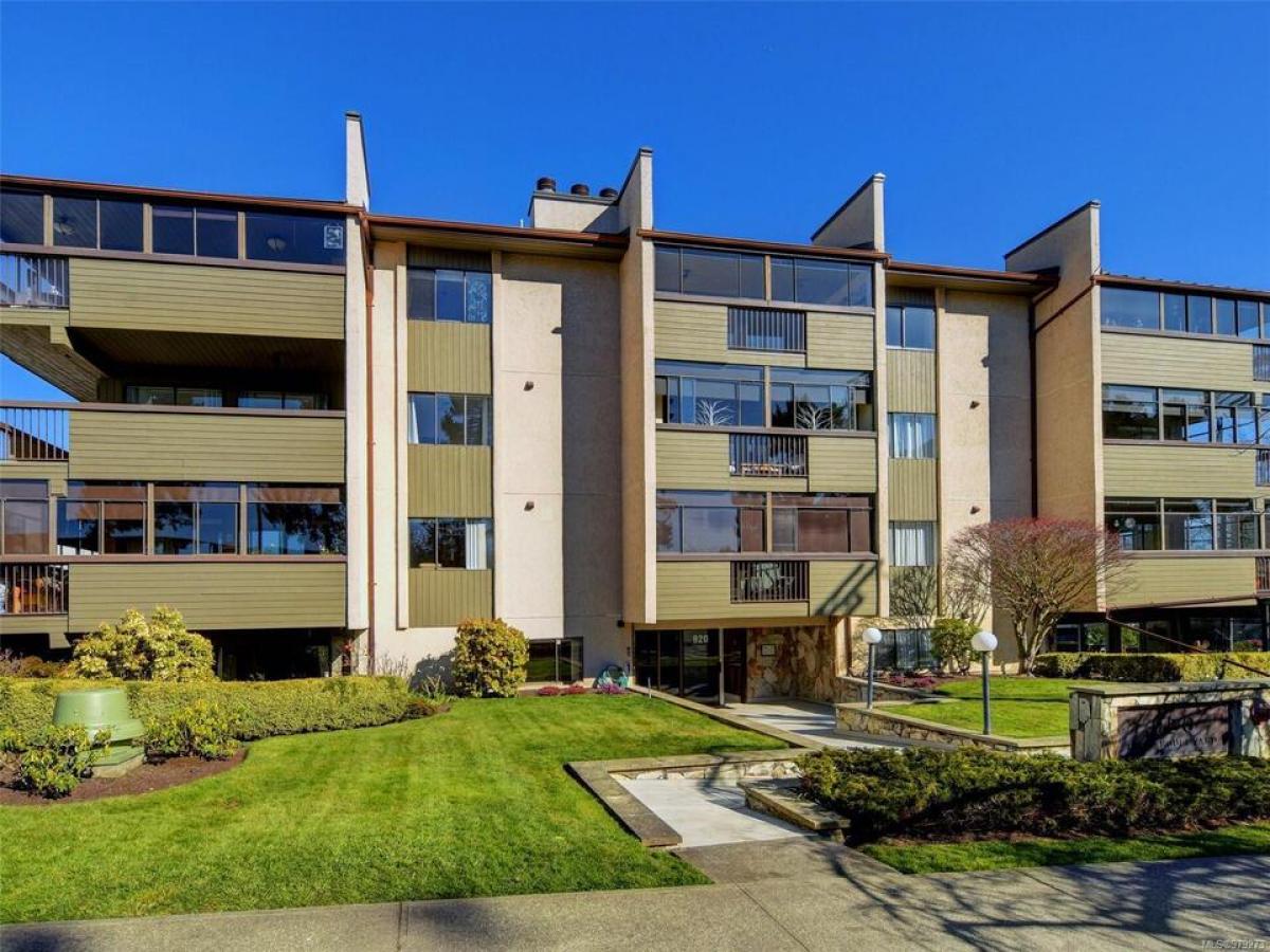 Picture of Condo For Sale in Victoria, British Columbia, Canada