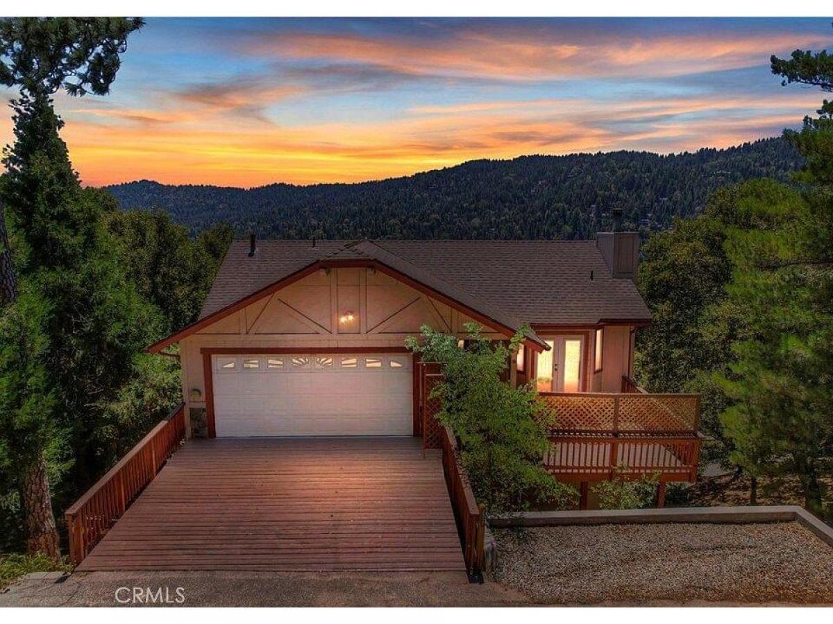 Picture of Home For Sale in Crestline, California, United States