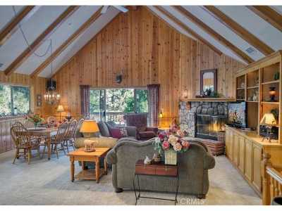 Home For Sale in Lake Arrowhead, California