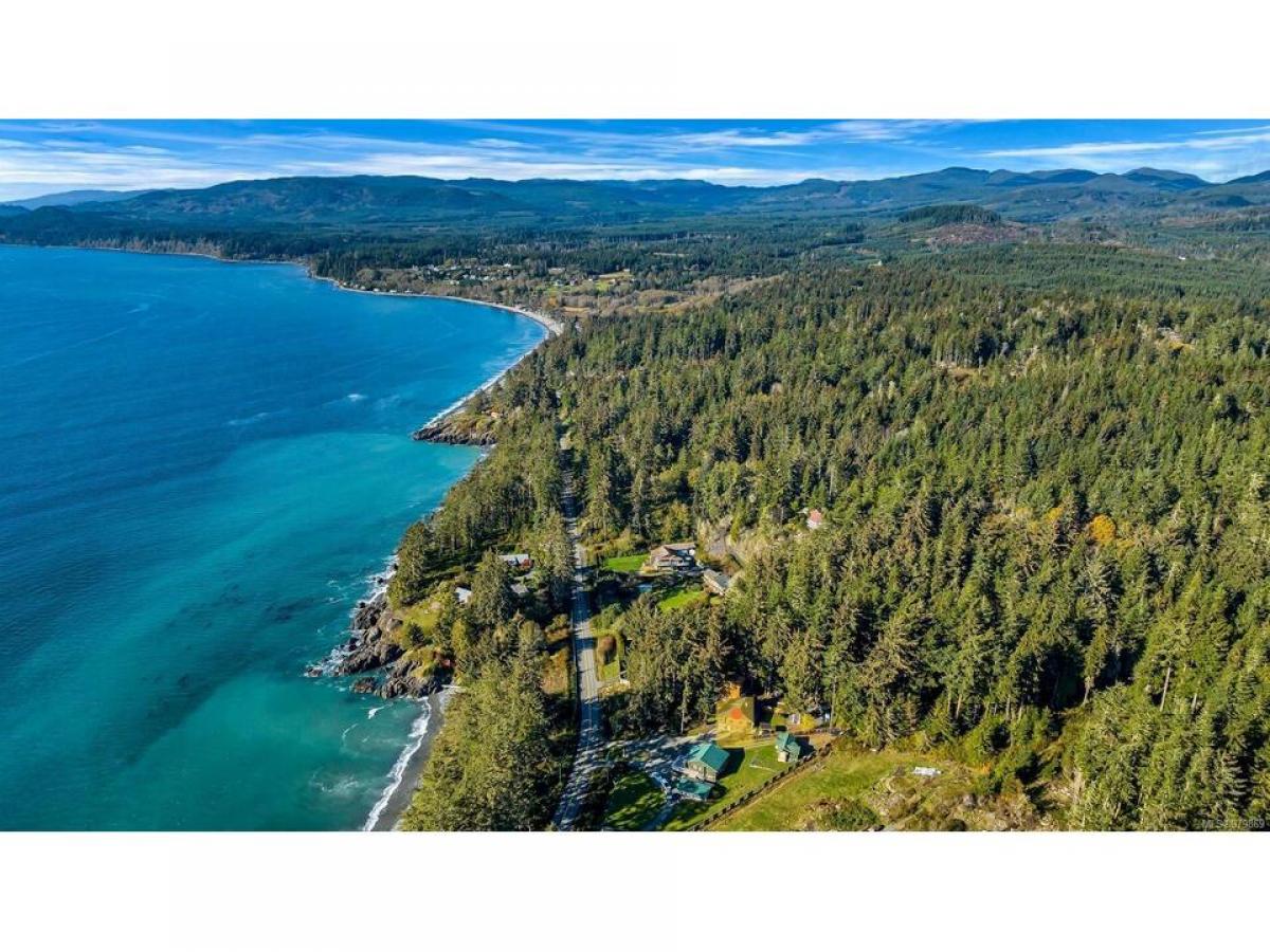 Picture of Home For Sale in Sooke, British Columbia, Canada