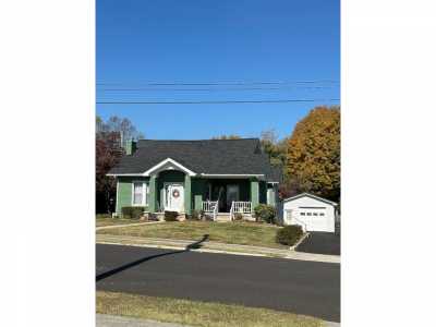 Home For Sale in Sparta, Tennessee