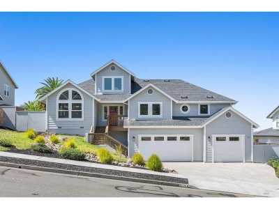 Home For Sale in Santa Rosa, California