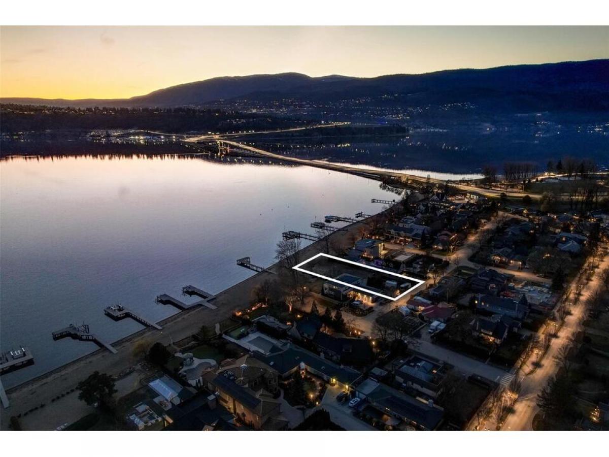 Picture of Residential Land For Sale in Kelowna, British Columbia, Canada