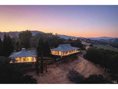 Home For Sale in Ukiah, California