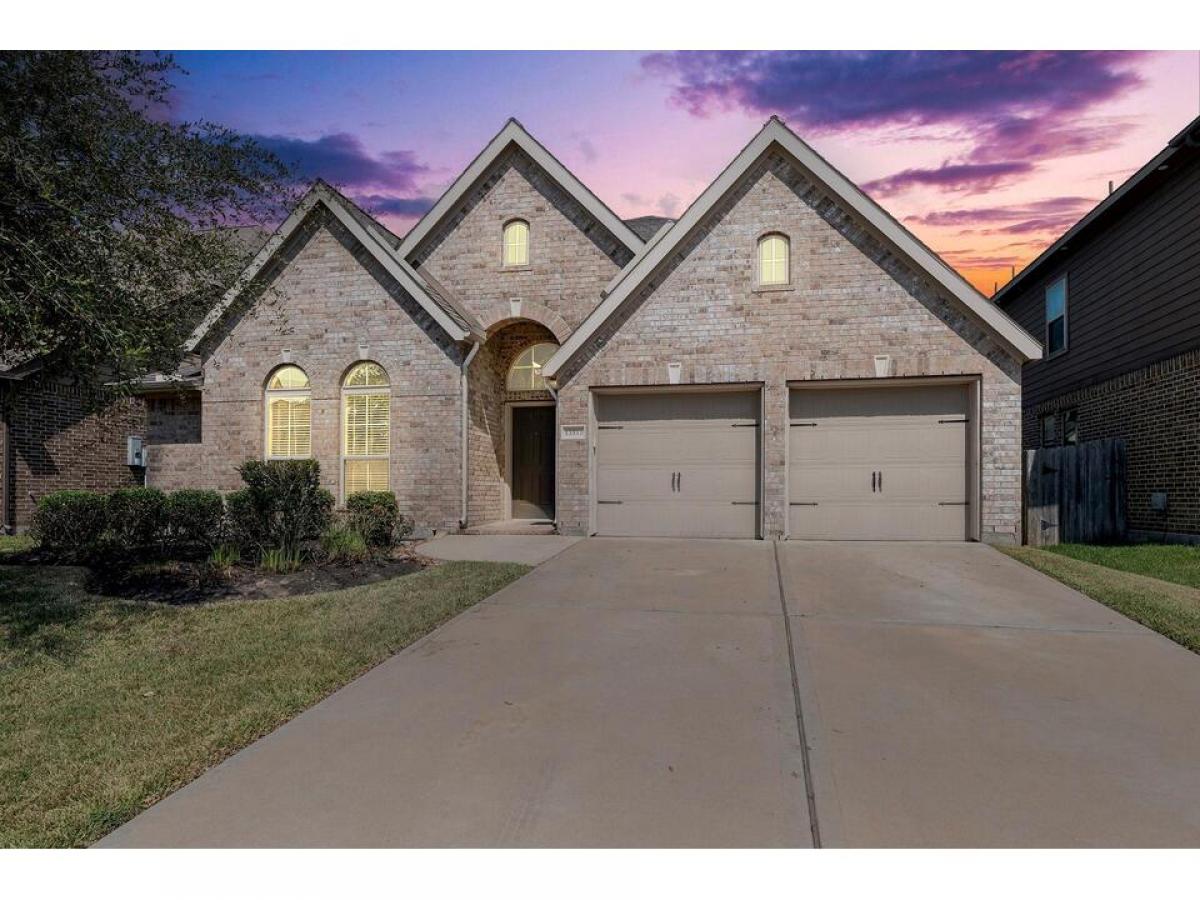 Picture of Home For Sale in Pearland, Texas, United States