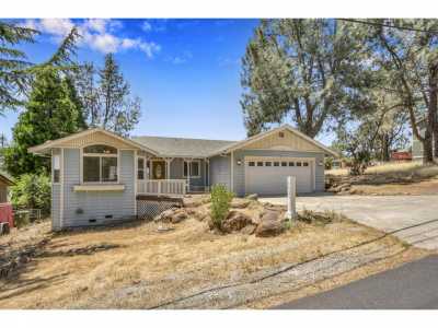 Home For Sale in Hidden Valley Lake, California