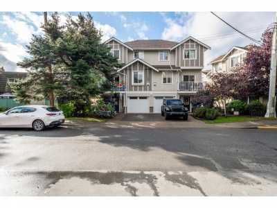 Home For Sale in Victoria, Canada