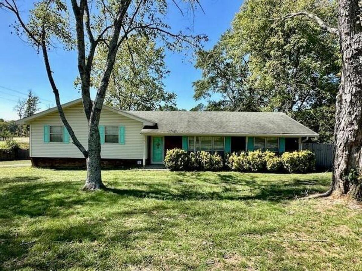 Picture of Home For Sale in Ringgold, Georgia, United States