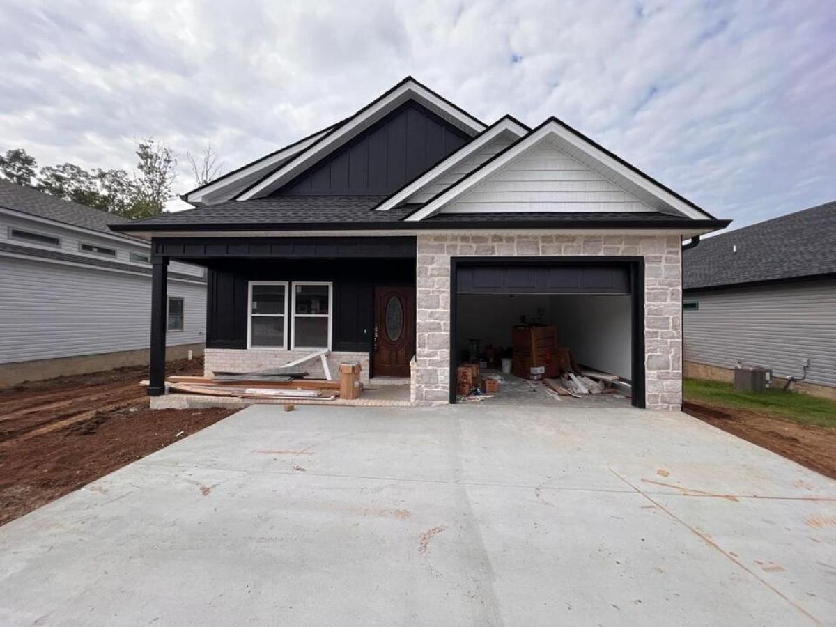 Picture of Home For Sale in Ringgold, Georgia, United States