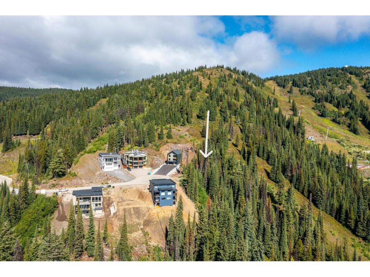 Picture of Residential Land For Sale in Vernon, British Columbia, Canada