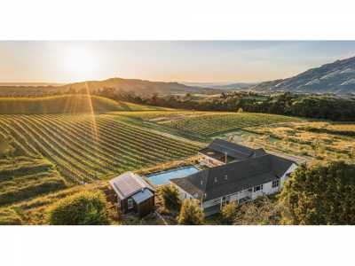 Home For Sale in Santa Rosa, California