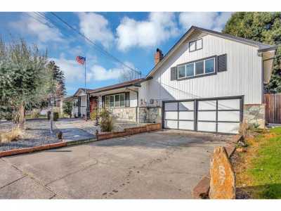 Home For Sale in Santa Rosa, California