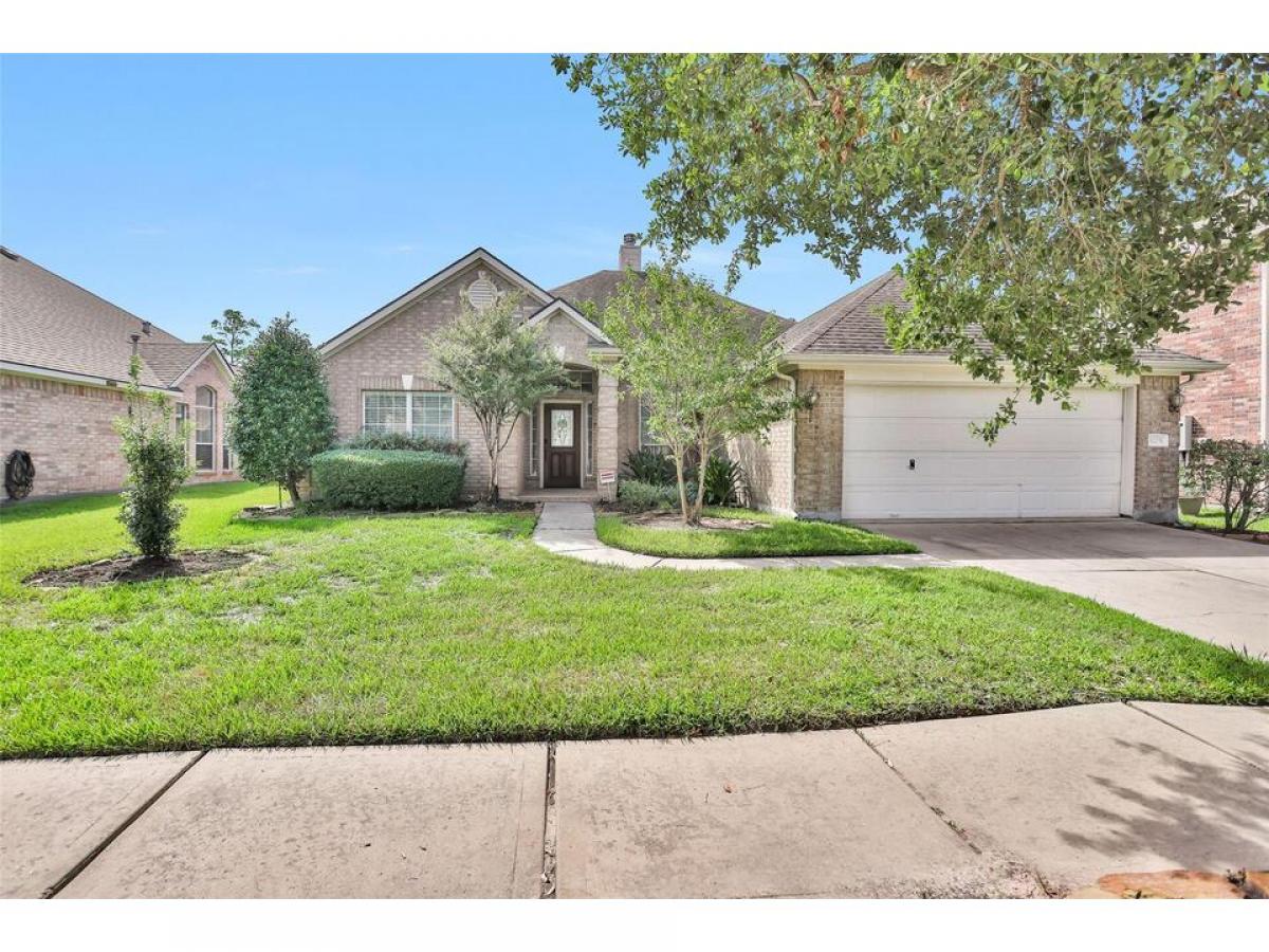 Picture of Home For Sale in Tomball, Texas, United States