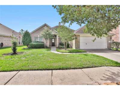 Home For Sale in Tomball, Texas