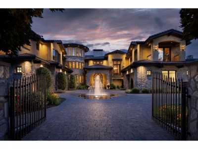 Home For Sale in Kelowna, Canada