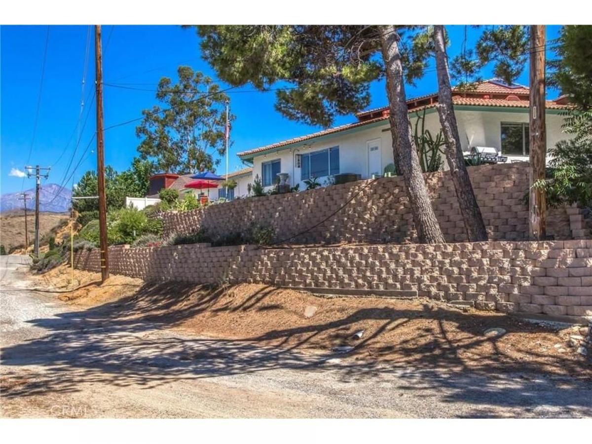 Picture of Home For Sale in Redlands, California, United States