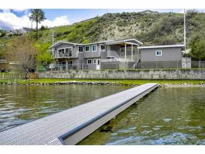 Home For Sale in Penticton, Canada