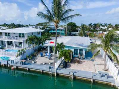 Home For Sale in Key Colony Beach, Florida