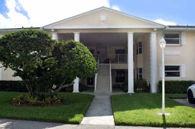 Condo For Sale in Vero Beach, Florida