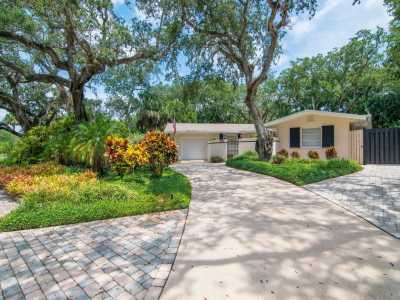 Home For Rent in Vero Beach, Florida