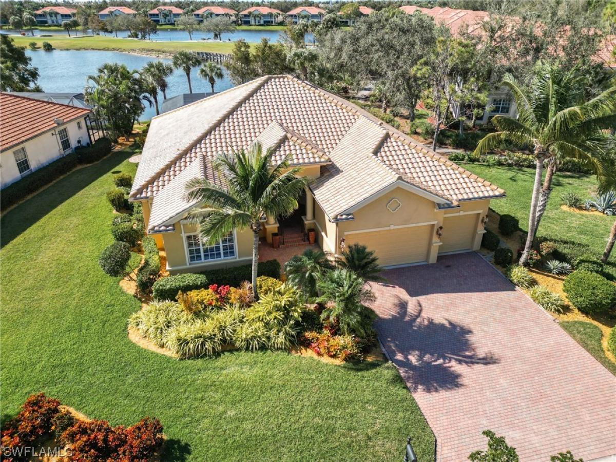 Picture of Home For Sale in Fort Myers, Florida, United States