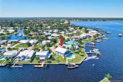 Home For Sale in Palm City, Florida