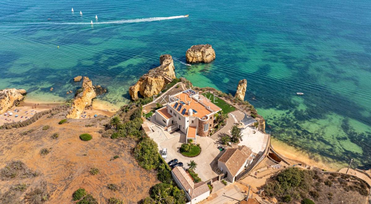 Picture of Villa For Sale in Lagos, Algarve, Portugal