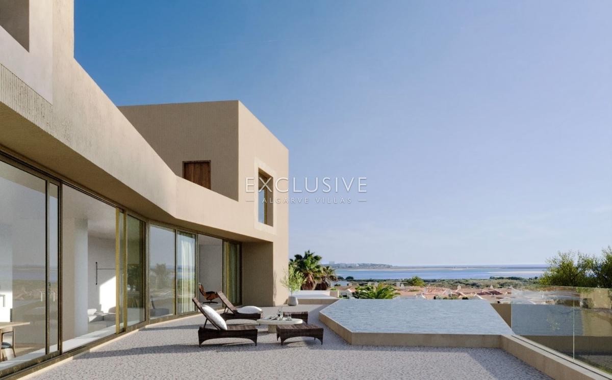 Picture of Villa For Sale in Lagos, Algarve, Portugal