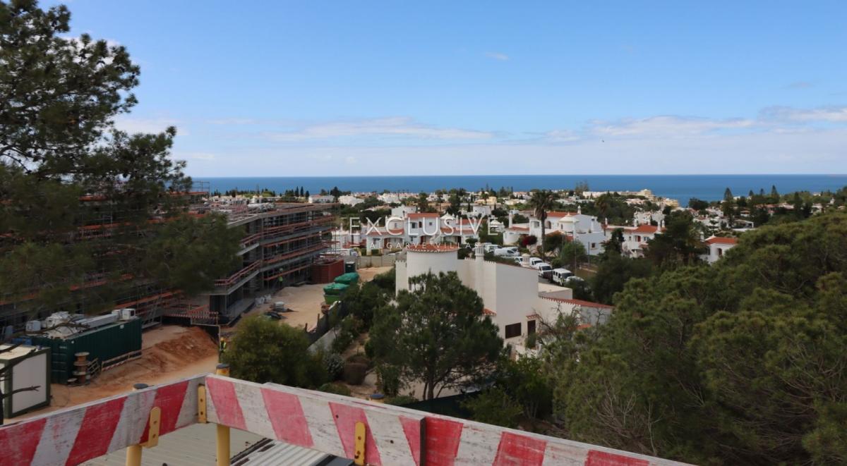 Picture of Apartment For Sale in Lagoa, Algarve, Portugal